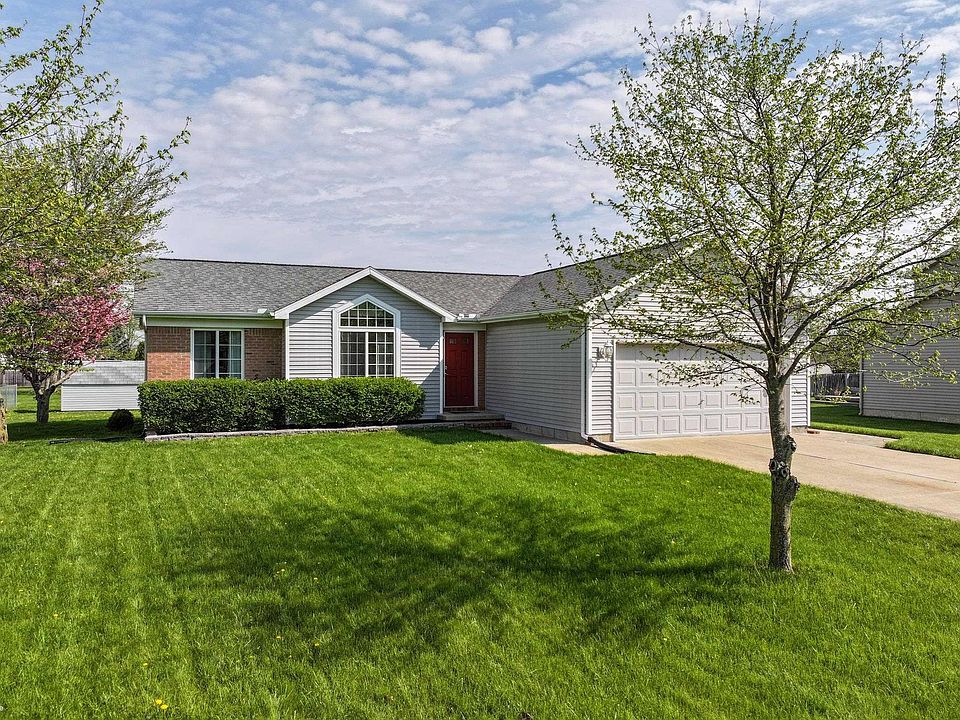 1st image of 6069 Hedgerow Cir