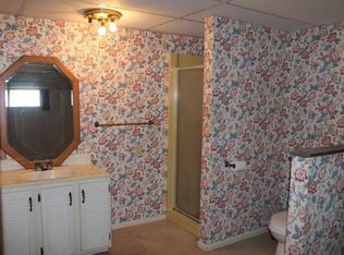 27687 Cr 221, Carrollton, MO 64633