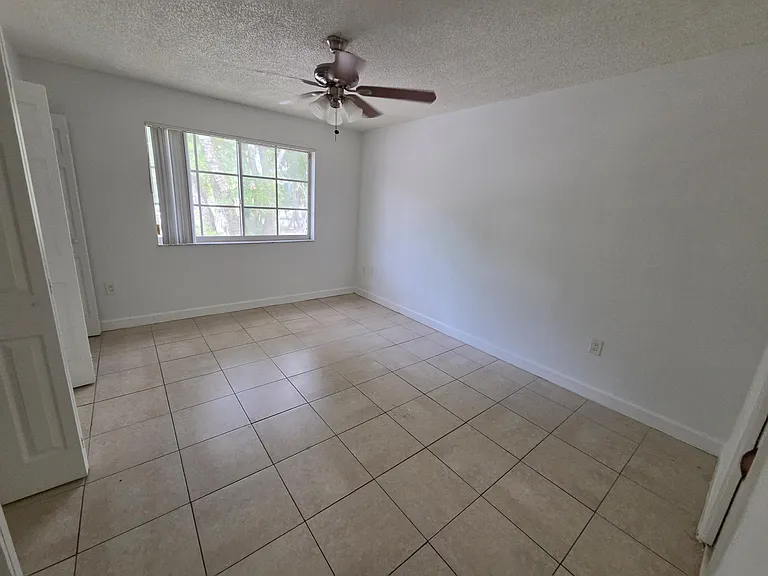 12172 Saint Andrews Pl #211 — Photo 2