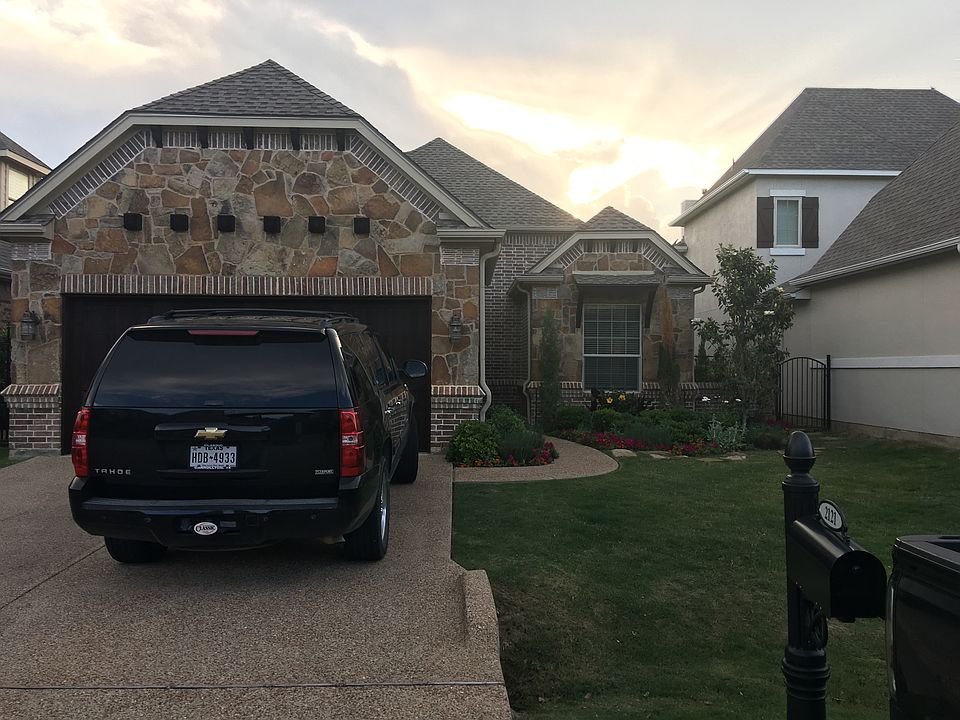 1st image of 2121 Portwood Way