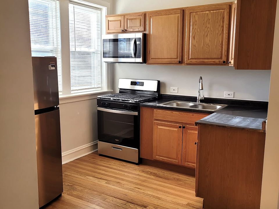 1st image of 1101 N Avers Ave #2