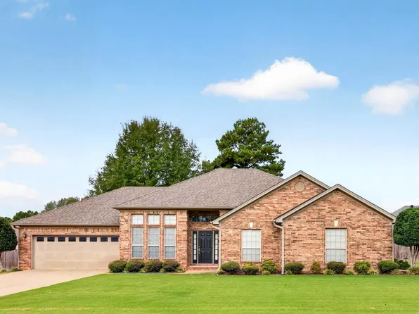 702 Oak View Dr, Cabot, AR 72023