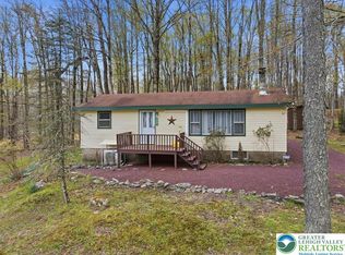 173 Bushkill Dr, Pocono Lake, PA 18347