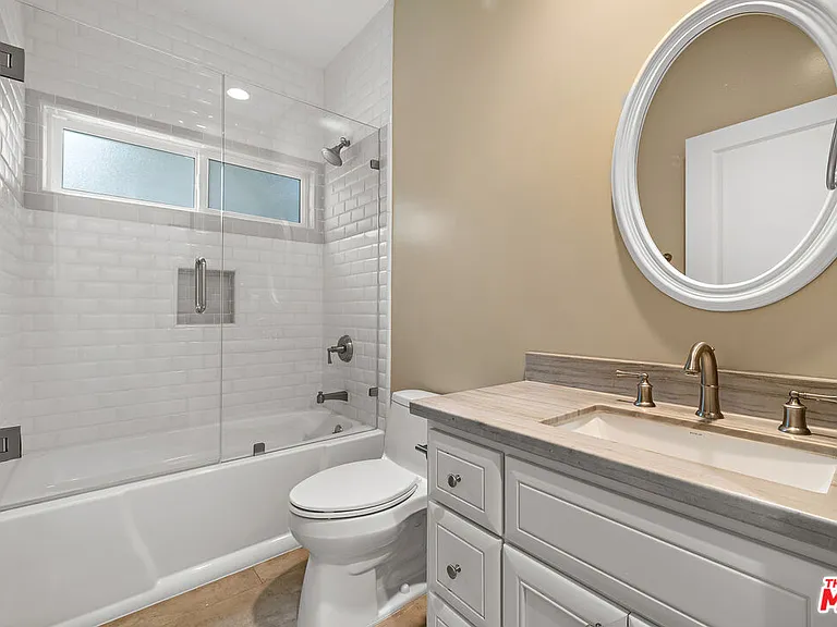 1147 Centinela Ave — Photo 37