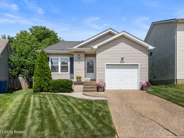 3901 Mimosa View Dr, Louisville, KY 40299