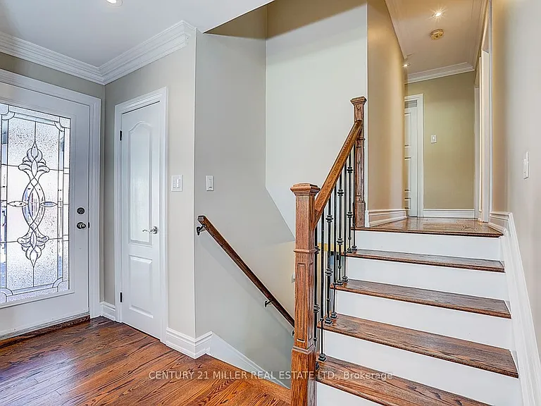 37 Dallington Dr — Photo 30