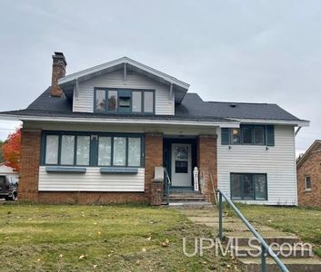 117 N 7th Ave, Iron River, MI, 49935