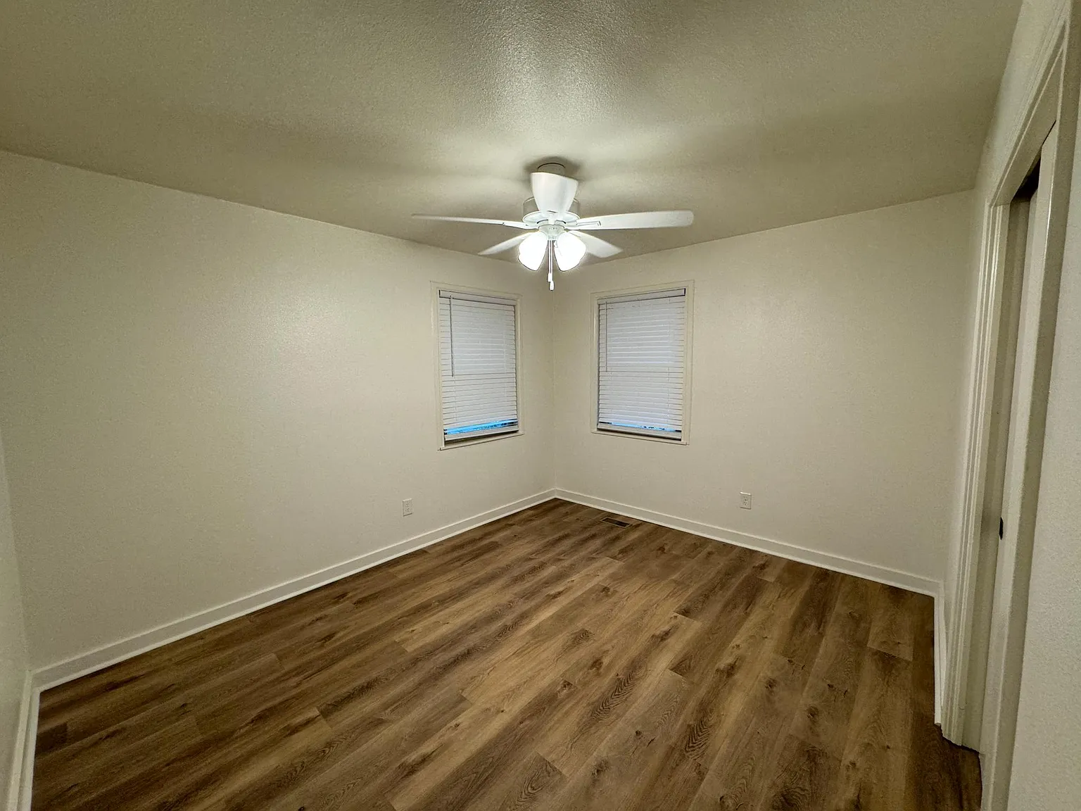 3 bed, 1100 sqft, $1,395 — Photo 4