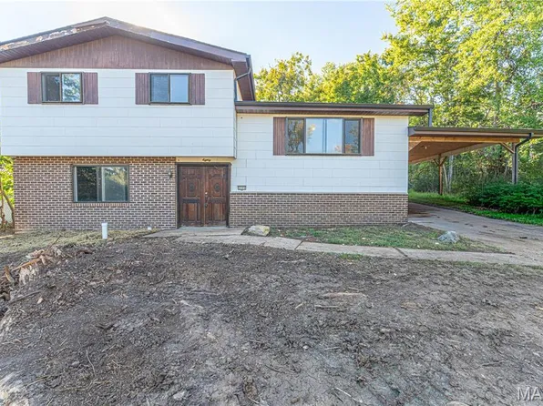 2859 Harmony Hills Dr, Arnold, MO 63010