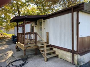 717 Washington St, Walnutport, PA 18088