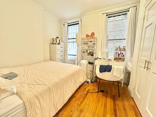 Rented by Brighton Management | media 2