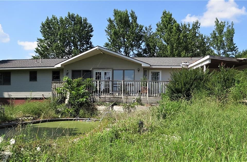 1st image of 5865 Casey Ln