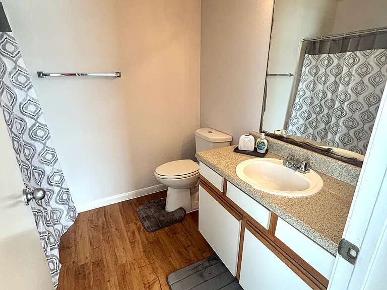 Bay Ranch Apartments — Photo 18