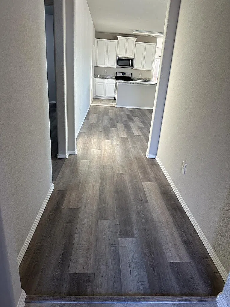 3 bed, 1660 sqft, $2,200 — Photo 3