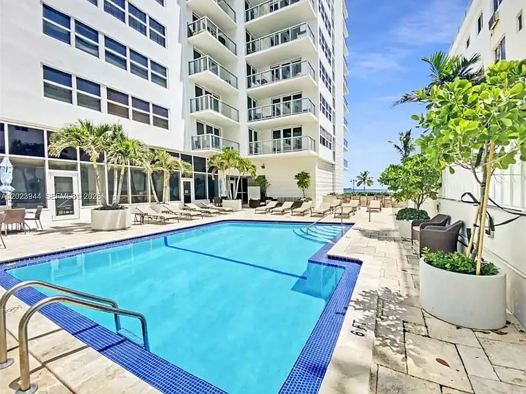 209 N Fort Lauderdale Beach Blvd #5B — Photo 21