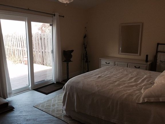 5th image of 364 Chandler St