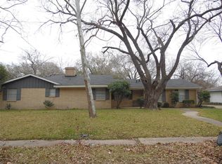 1007 Royal Dr, Kaufman, TX 75142