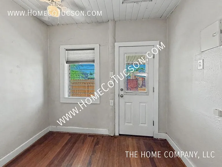 544 E Speedway Blvd — Photo 8