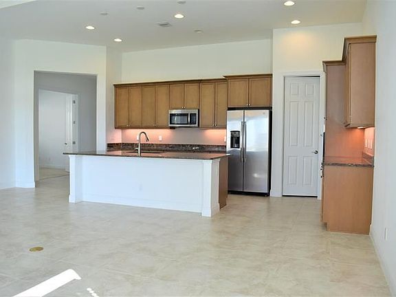 5th image of 21942 SW Tivolo Way