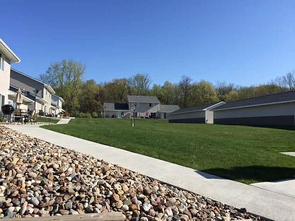 3rd image of 825 Parker Blvd Unit 203