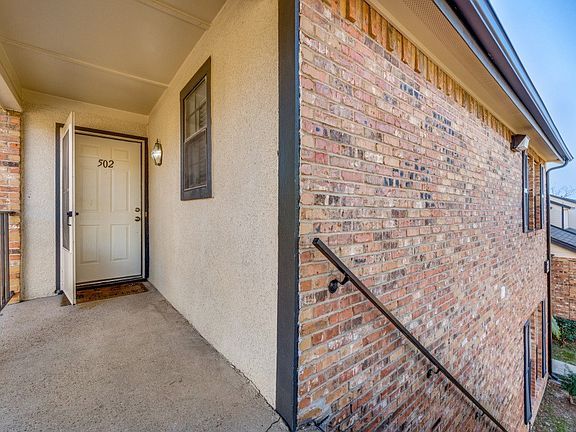 3rd image of 2835 Keller Springs Rd APT 502