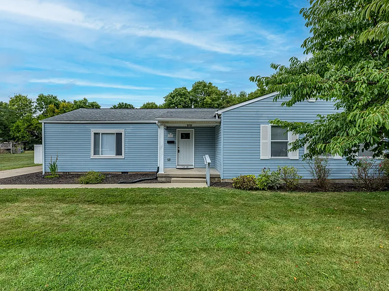 1013 Virginia Ave — Photo 24