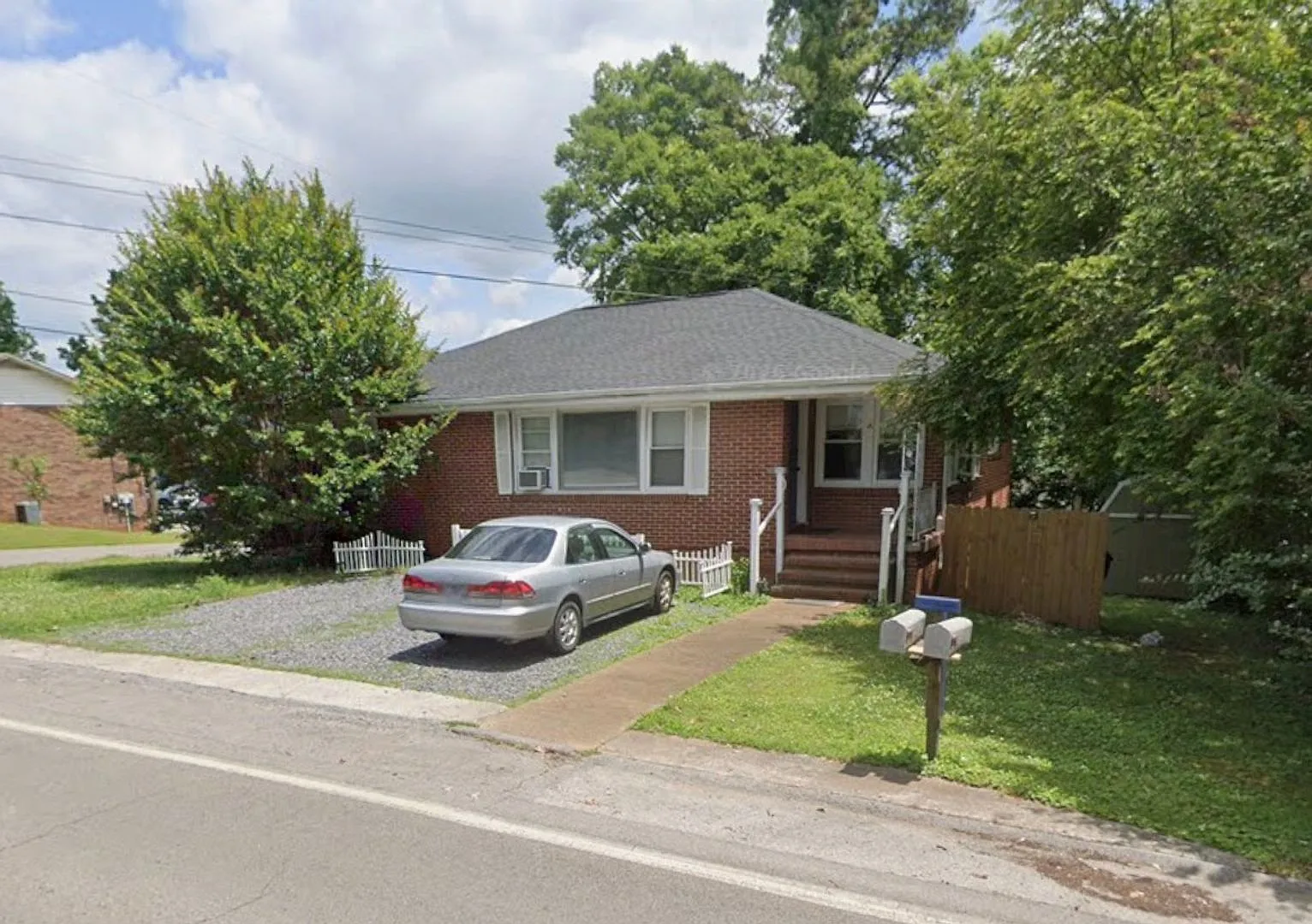 450 Highland Ave — Photo 1