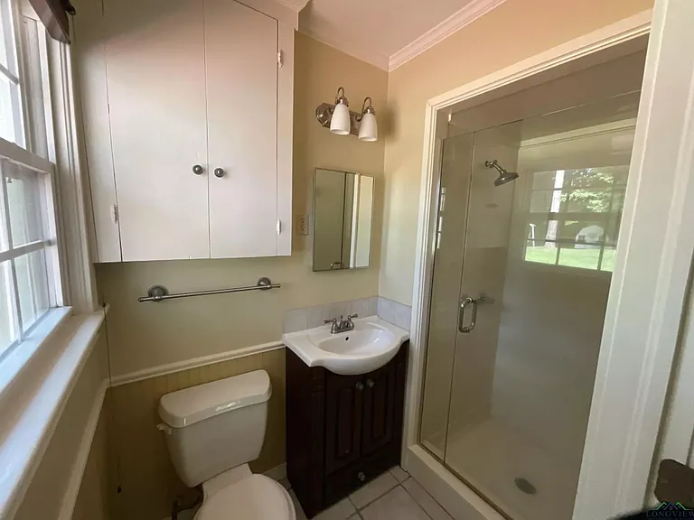 600 Shadywood Dr #1 — Photo 7