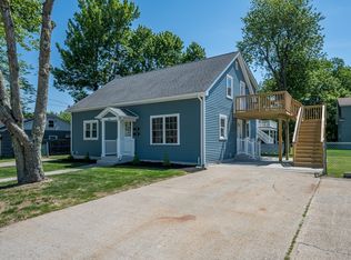 459 Oak Hill Rd, Fitchburg, MA 01420