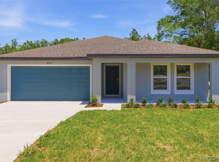 9301 N Sandree Dr, Citrus Springs, FL 34434