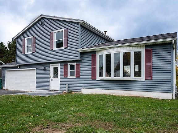 2nd image of 19 Gregg Cir