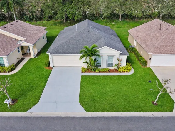 220 SW Lake Forest Way, Port St Lucie, FL 34986