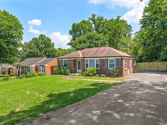 2nd image of 2923 Leatherwood Dr