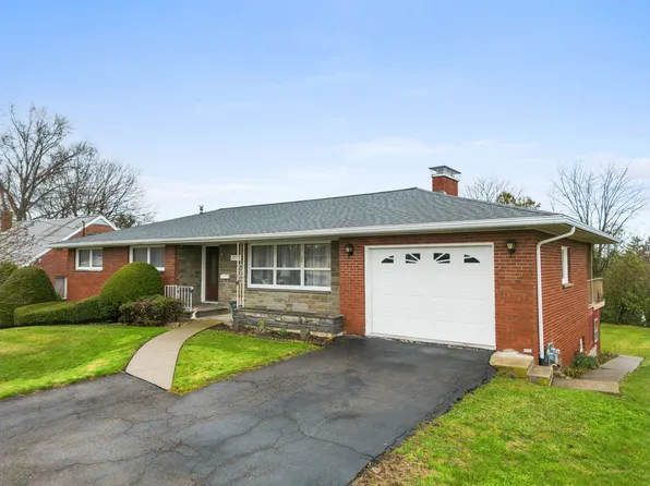 2732 Hamilton Dr, Endwell, NY 13760