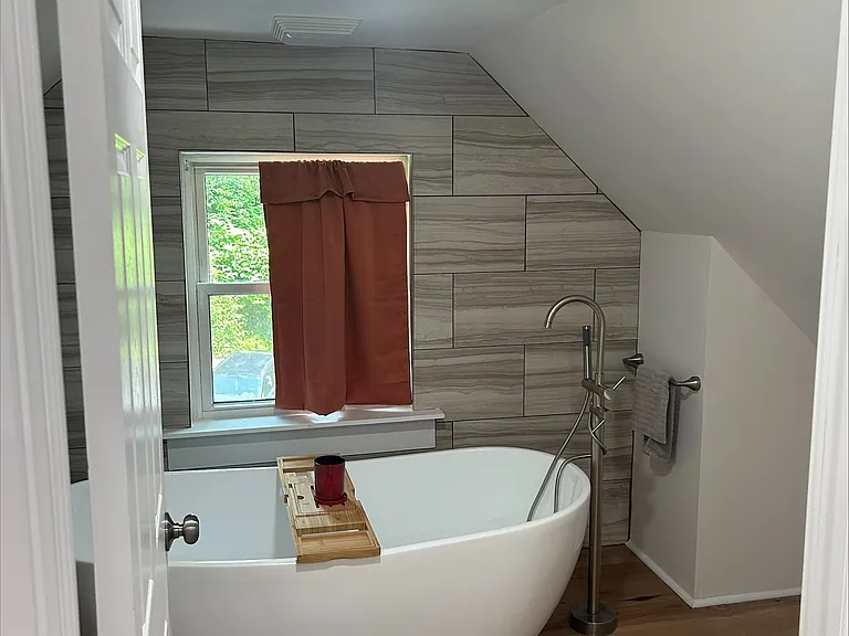 4455 Gladstone St — Photo 5