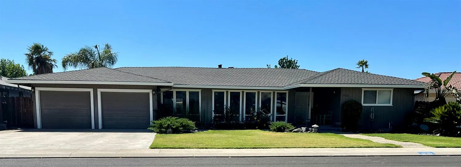 1725 Wallace Ave photo 1
