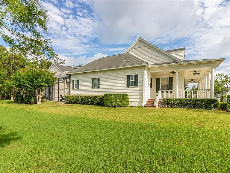 216 Eastpark Dr — Photo 63