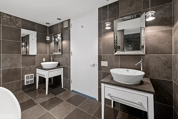 Sold by Compass | media 5