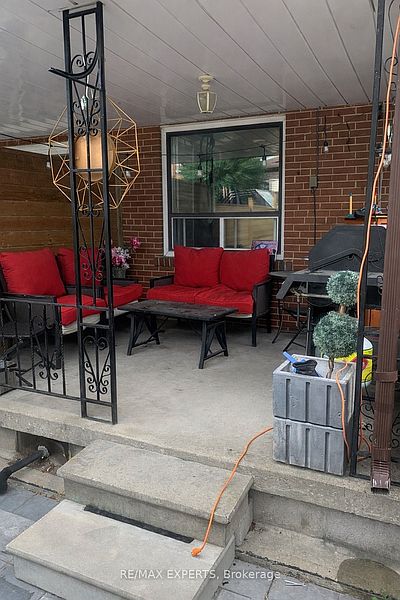 Toronto House for rent - 3 Bedrooms — photo 7