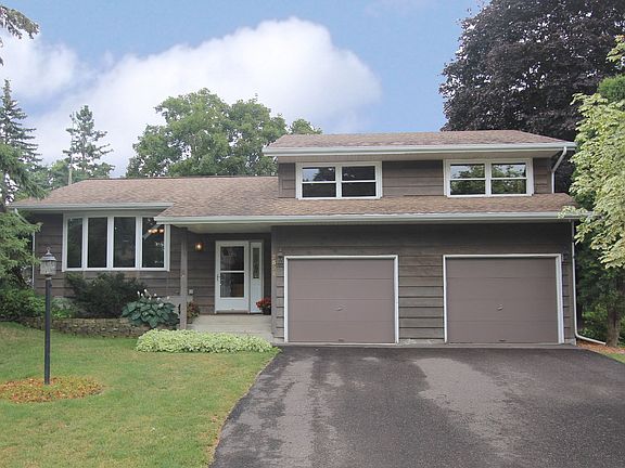 Welcome to 2524 1st Ave E!