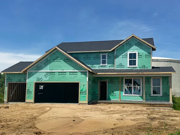 3375 Eagle Peak Dr, Jenison, MI 49428
