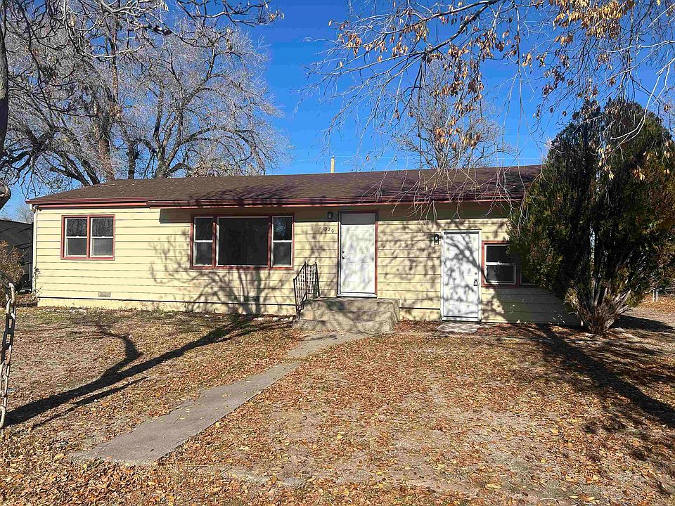 1st image of 320 E Highland Dr