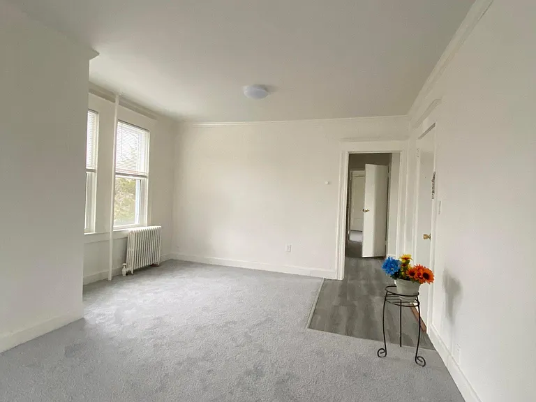 520 Orchard St — Photo 4
