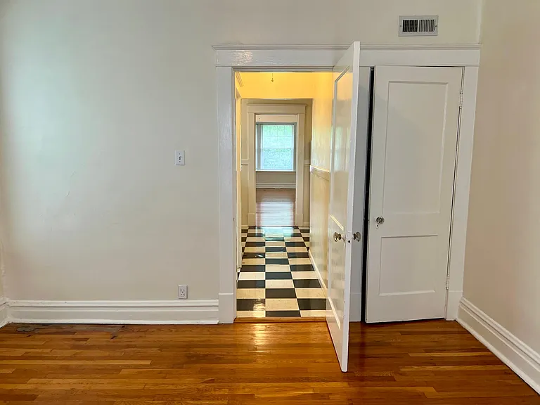 7401 Zephyr Pl #2E — Photo 19