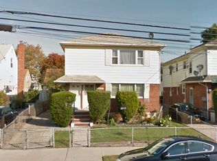 25803 147th Ave, Rosedale, NY 11422