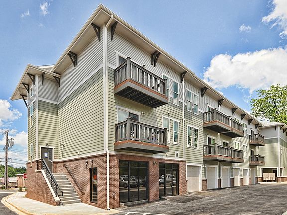 3rd image of 1114 Clement Ave APT 309