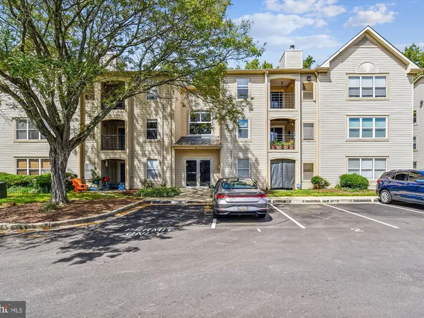40 Hearthstone Ct APT E, Annapolis, MD 21403