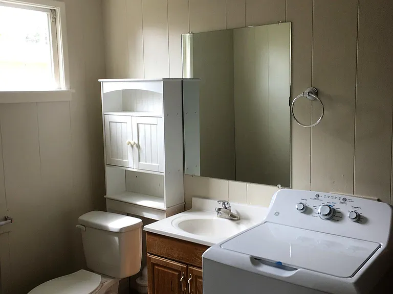 866 Pierce Ave NE — Photo 9