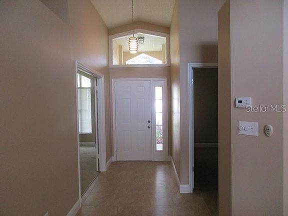 2nd image of 429 Mainsail Ct