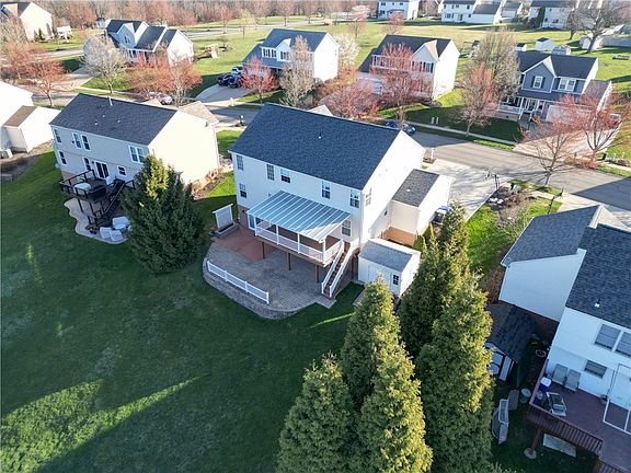 4th image of 84 Winterbrook Dr